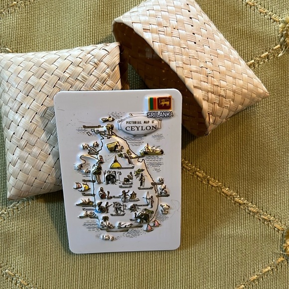 Pictorial Map of Ceylon Refrigerator Magnet - Picture 1 of 2